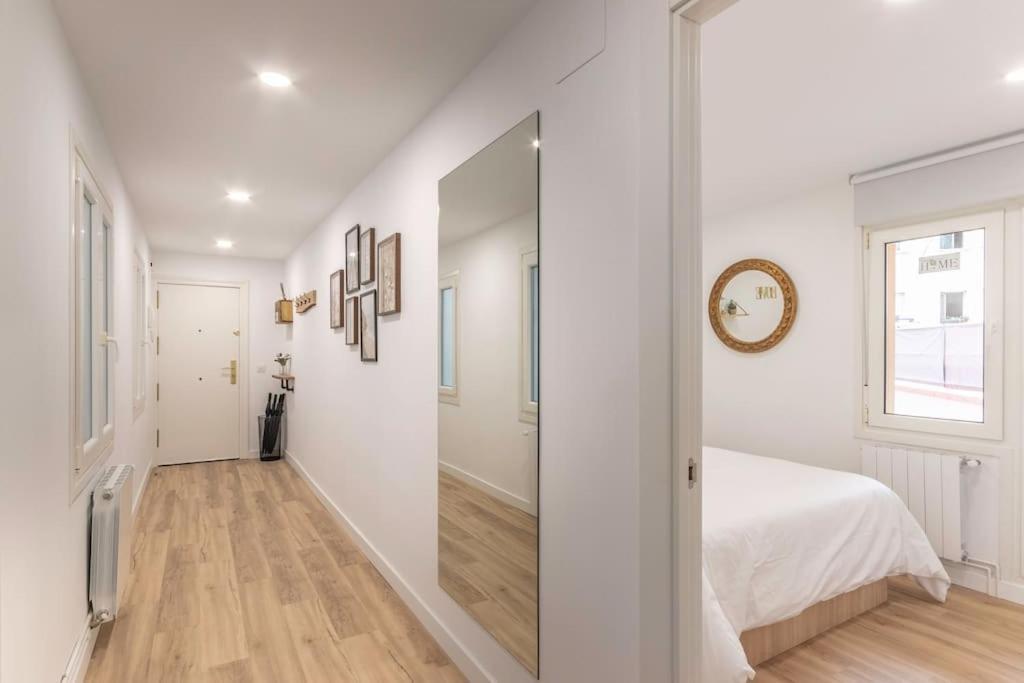 Apt In The Old Town With Cool Terrace!! Private Parking Бильбао Экстерьер фото