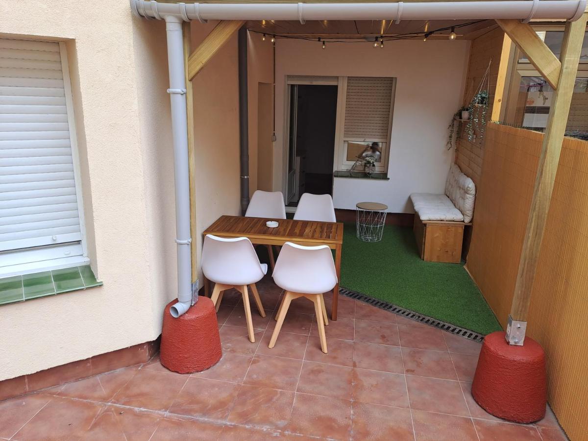 Apt In The Old Town With Cool Terrace!! Private Parking Бильбао Экстерьер фото